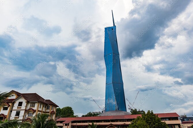 Kuala Lumpur Full Day Private Tour with 24 spots Of Wonders - Merdeka Square, Sultan Abdul Samad Building, and Independence-Era Landmarks