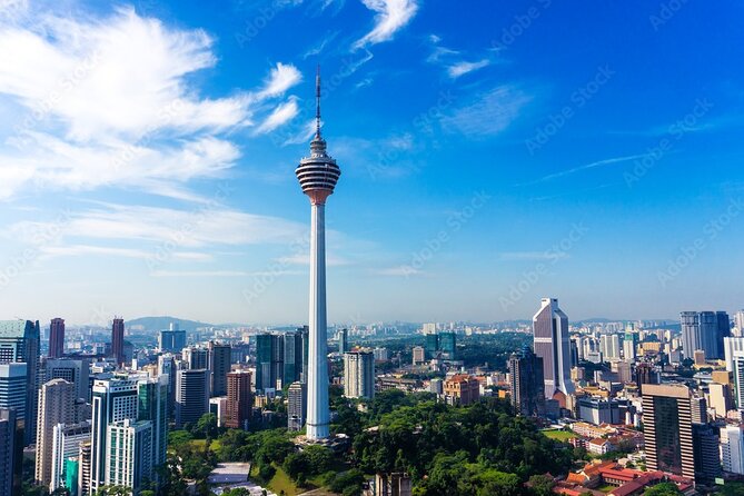 Kuala Lumpur Full Day Private Tour with 24 spots Of Wonders - The River of Life, Parliament Lake Gardens, and Central Photo Spots