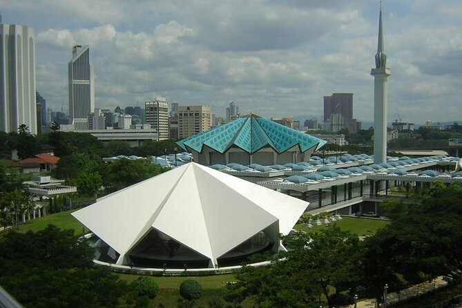 Kuala Lumpur Half Day City Private Tour - Petronas Twin Towers and KL Tower: skyline views with realistic ticket planning