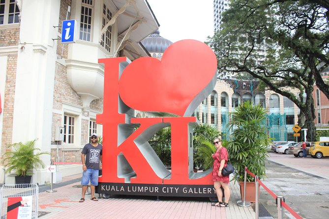 Kuala Lumpur Half Day Guided City Tour (SIC/Shared Tour) - The “photo-stop” circuit starts at Muzium Negara