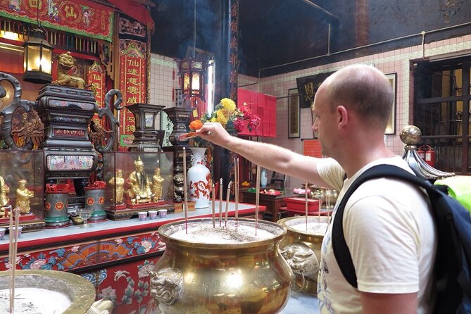 Kuala Lumpur Heritage Walk - Chinatown and the wet market, where you snack like a local