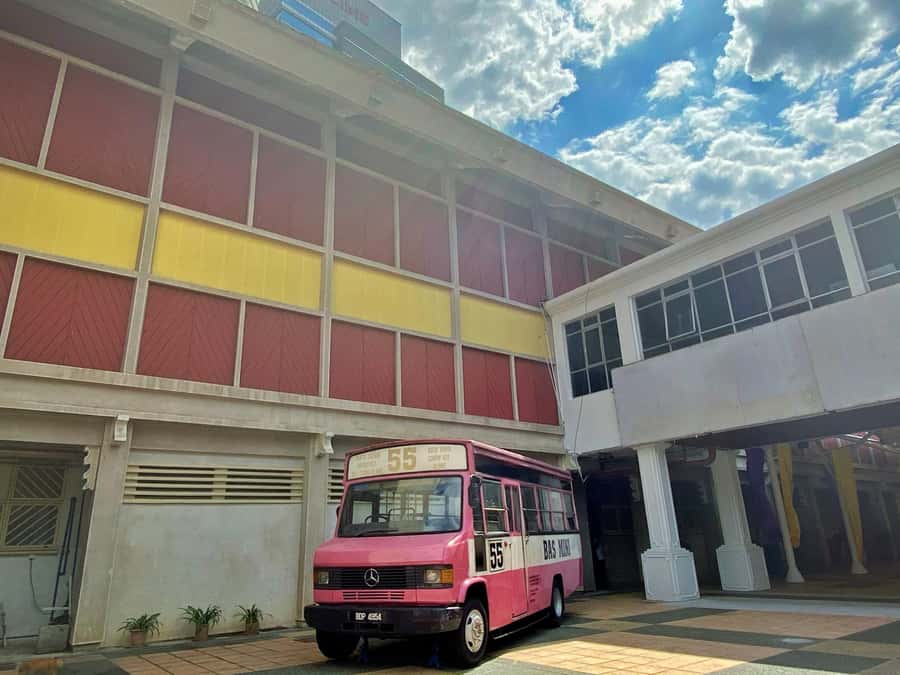 Kuala Lumpur: KL GRAND TOUR WITH 25 ATTRACTIONS - Chinatown highlights: Petaling Street, Central Market, and temple time