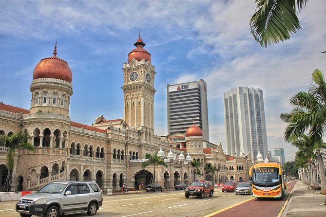 Kuala Lumpur Popular Sights Instagram Day Tour (Private Tour) - Batu Caves photo stop: getting the iconic KL scene fast