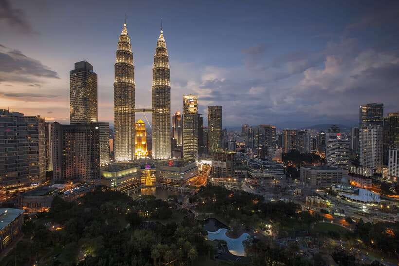 Kuala Lumpur: Private Customized Walking Tour with a Local - Why a hotel-to-neighborhood start makes Kuala Lumpur easier