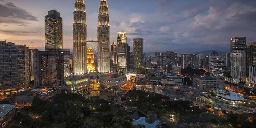 Kuala Lumpur: Private Customized Walking Tour with a Local - Who should book this Kuala Lumpur private customized walking tour
