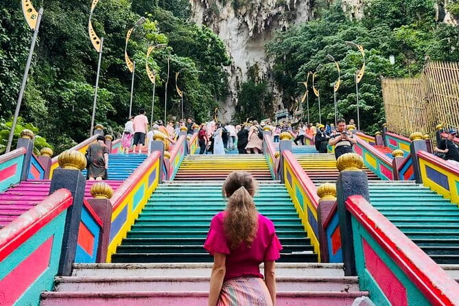 Kuala Lumpur's Famous Spots: Private Day Tour - Batu Caves: 272 colorful steps and the temple cave payoff