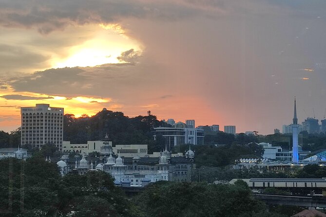 Kuala Lumpur's Nightlife Secrets and Street Food - Price and value: what you actually get for $78