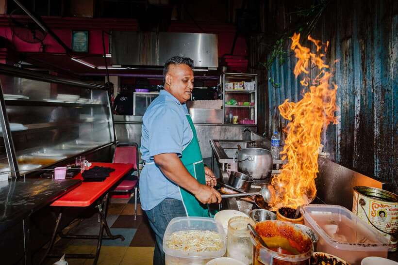 Kuala Lumpur: Sambal Street Food Tour with 15+ Tastings - Price and what $53 actually buys you