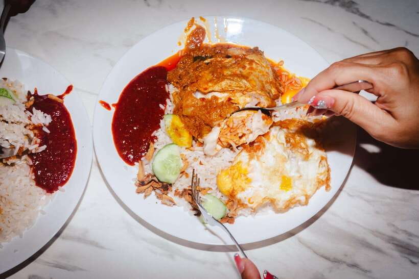 Kuala Lumpur: Sambal Street Food Tour with 15+ Tastings - Hygiene, cleanliness, and how the tour keeps things comfortable