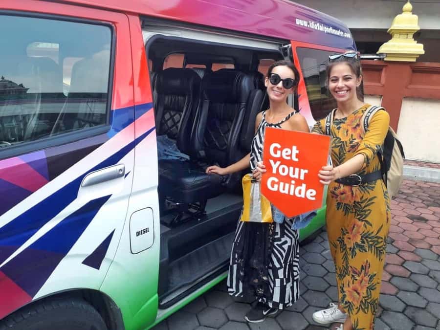 Kuala Lumpur: Sightseeing by Private Vehicle with Driver - Logistics That Matter: Tickets, Extra Hours, and Timing Choices