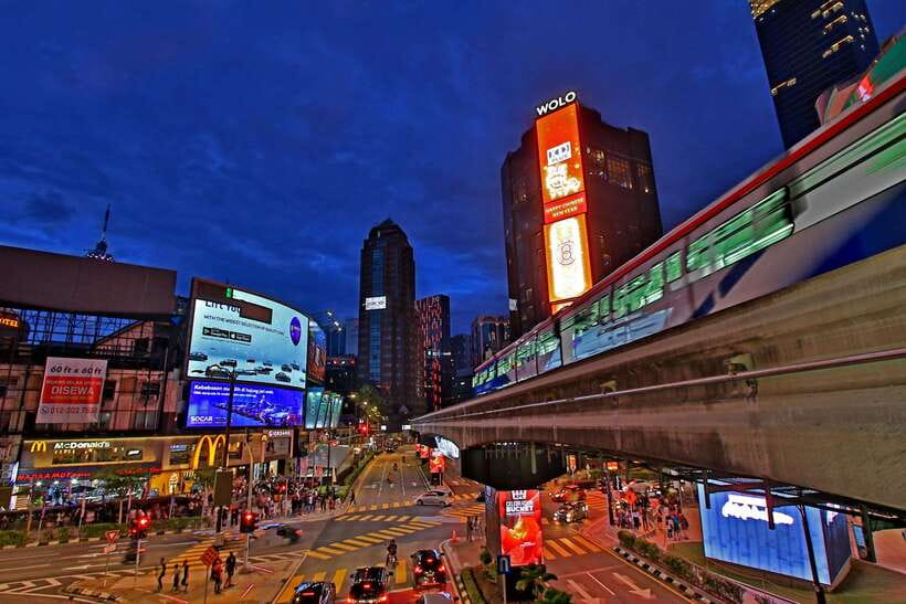 Kuala Lumpur: Sightseeing, Markets, and Food Night Tour - Why This Night Route Works So Well
