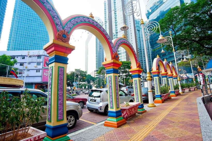 Kuala Lumpur: Street Market Exploration & Shopping Tour - Price and Logistics: What $31 Buys You for a 4-Hour Run