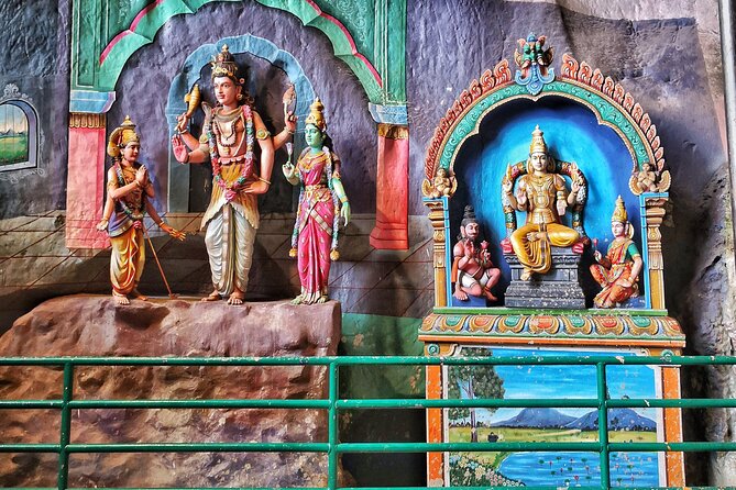 Kuala Lumpur Suburbs Batu Caves Half-Day Tour (SIC/Shared Tour) - From Starbucks in Times Square to Batu Caves in One Smooth Stretch
