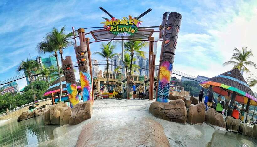 Kuala Lumpur: Sunway Lagoon Theme Park E-Ticket - Wildlife Park: interactive zoo encounters for when legs need a break