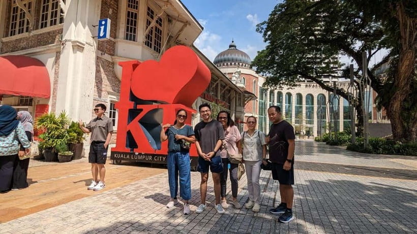 Kuala Lumpur Tour: Private Vehicle Charter/Hire With Driver - 8 hours with Batu Caves and Lord Murugan, more breathing room