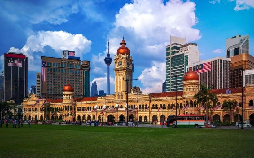 Kuala Lumpur Tour: Private Vehicle Charter/Hire With Driver - Price and what you still pay for: entrance fees, extra hours, surcharges