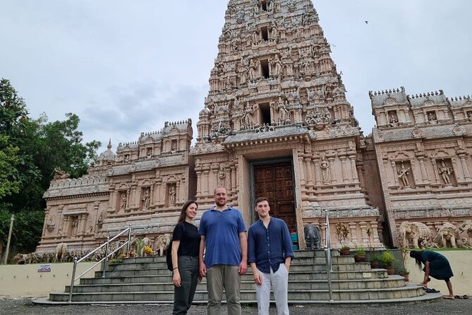 Kuala Selangor Fireflies Tour with Fort Altingsburg & Dinner - Sri Shakti Temple: a quick photo stop, not a long visit