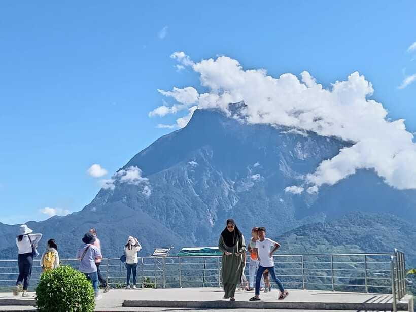 Kundasang : Poring Hot Spring + Desa & Meal Shared Tour - What to bring for Kundasang and Poring Hot Springs