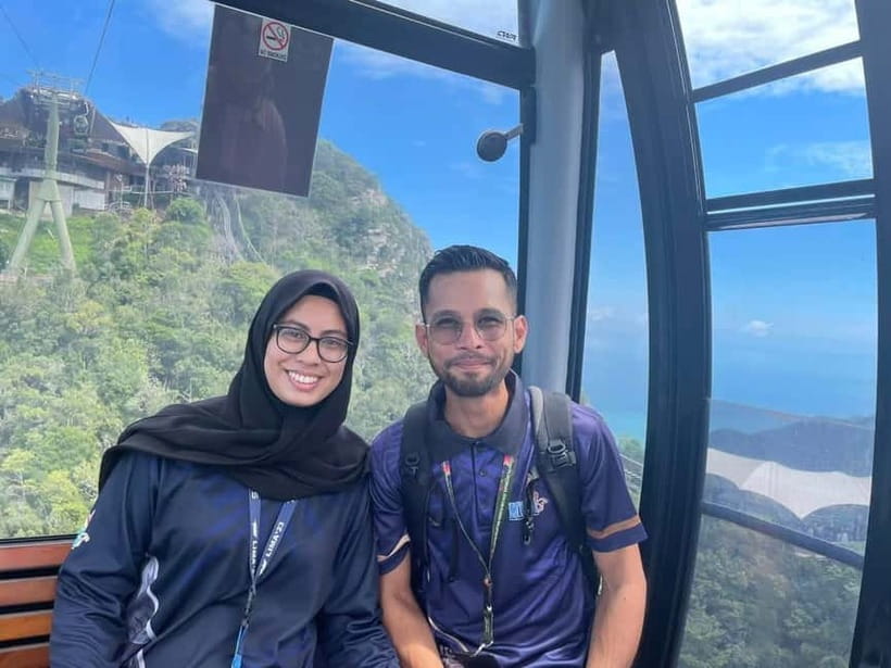 Langkawi cable car and Skybridge Tickets - Summit Viewing Platforms, Signs, and Photo Timing