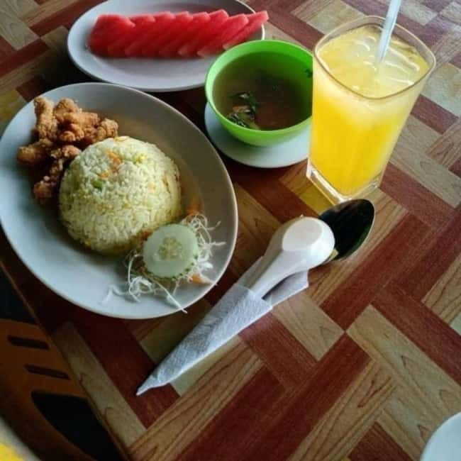 Langkawi: Floating Restaurant & Snorkeling Trip - Kilim Geoforest Park cruise: the scenic warm-up