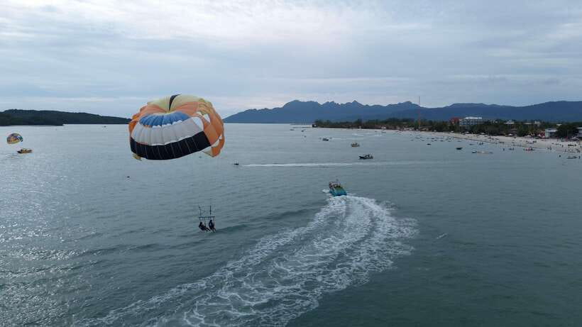 Langkawi: Jet Ski and Parasailing Tour - Included gear: small details that make the tour easier