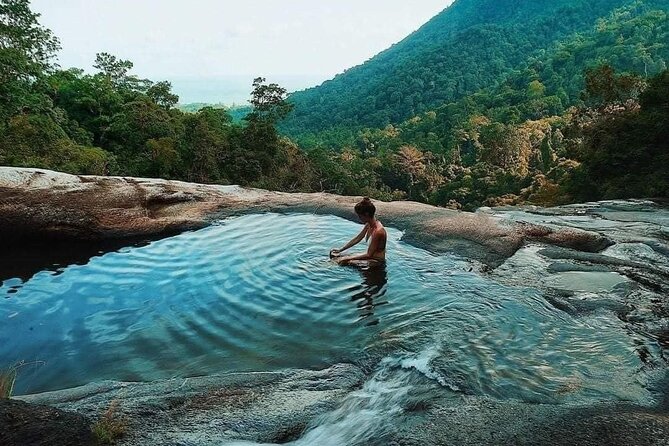 Langkawi Myth & Legend Tour MahsuriTomb TelagaTujuh BerasTerbakar - A legend-first way to understand Langkawi