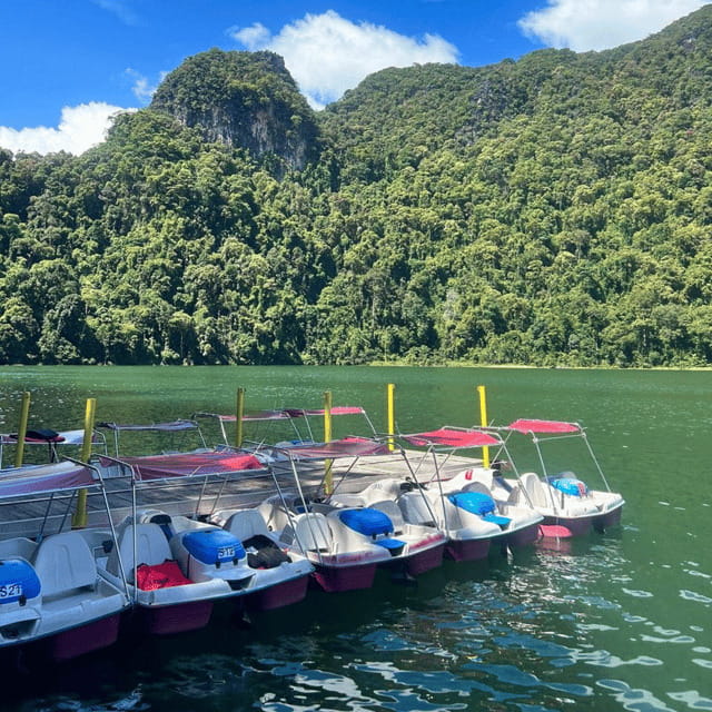 Langkawi:Pregnant Maiden Lake & Islands Hopping Private Boat - Pulau Singa Besar eagle feeding: your best photo moment