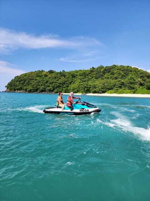 Langkawi: Premium UNESCO Geopark Jet Ski Tour of 8 Islands - Pulau Singa Besar: photos, wildlife, and a little stretch time