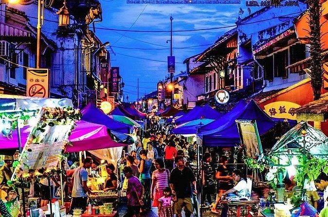"Malacca After Dark: A Nighttime Adventure Through History" - Who this tour suits best, and who should skip it