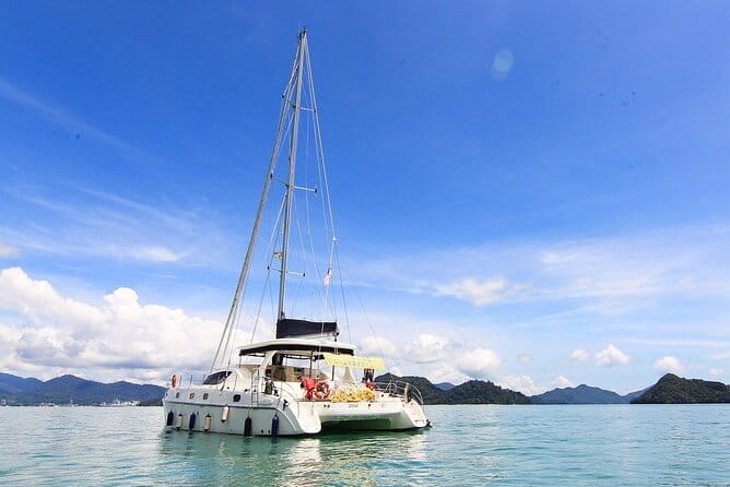 Manta Blu Sunset Cruise @ Langkawi with Dinner & Free Flow Drinks - Who should book Manta Blu, and who might skip it