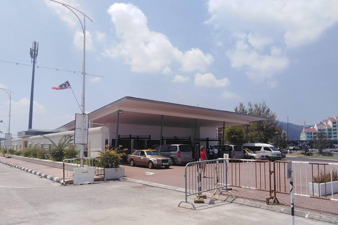 Marina Jetty Pangkor Laut or Lumut Jetty Transfer from Kuala Lumpur - Pickup in Kuala Lumpur: how it actually feels on the ground