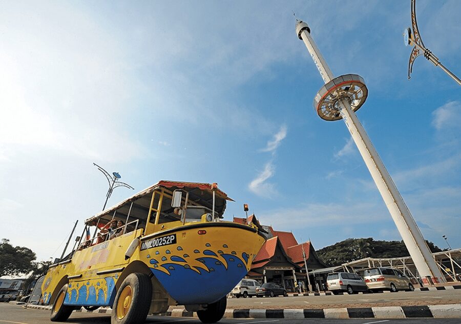 Melaka: Menara Taming Sari Tower E-Ticket - Why Menara Taming Sari feels like the fastest way to see Melaka from above