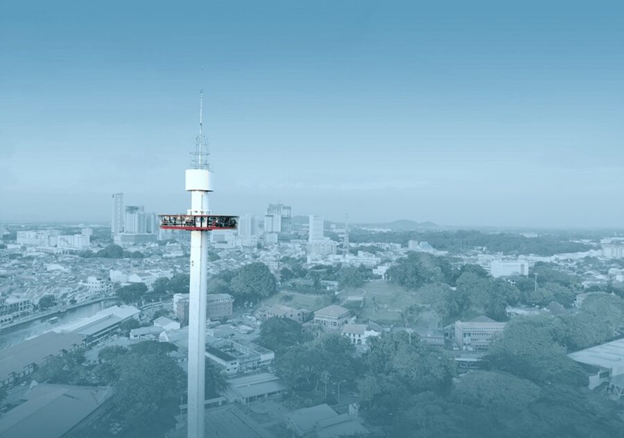 Melaka: Menara Taming Sari Tower E-Ticket - Inside the revolving glass cabin: what the 7-minute ride feels like