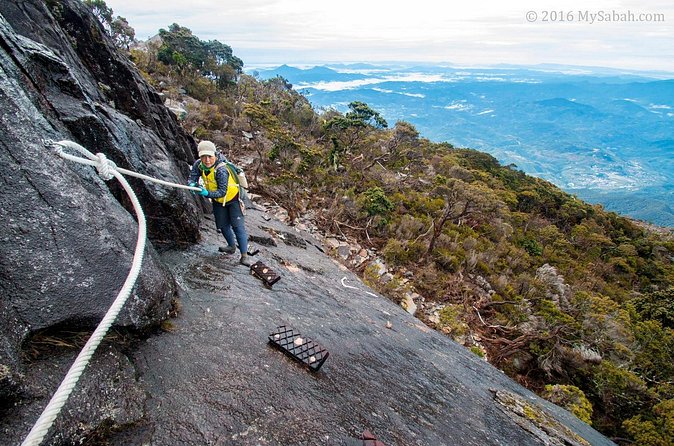 Mount Kinabalu Climbing 2 Days 1 Night - Day 1 at Timpohon Gate to Laban Rata (about 4 to 5 hours)