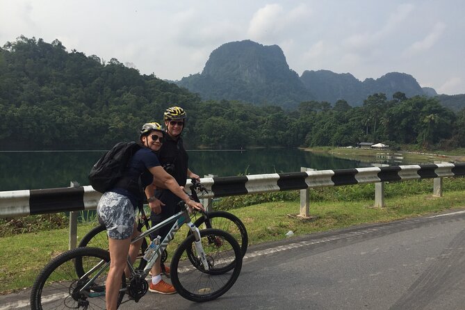 Mountain Biking Gold Mine Full-Day Tour - Getting There at 8:00 am From Kuching, and What “Group Tour” Really Means