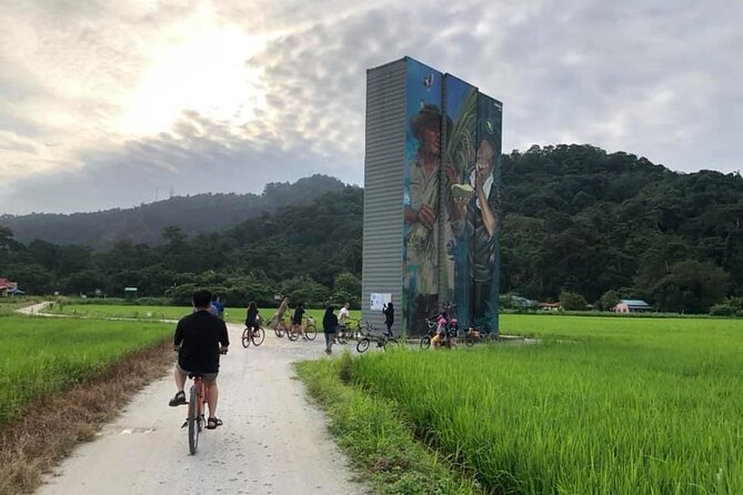 Penang Balik Pulau Countryside Morning Cycling with Transfers - Stop 5: Malindo Beach Finish, Quick Coastal Reset