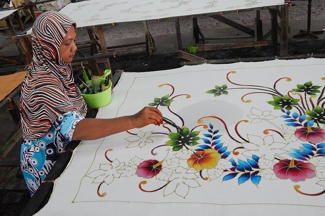 Penang City Sightseeing Tour - The Drive Start: Batu Ferringhi, a Fishing Village, and a Batik Workshop