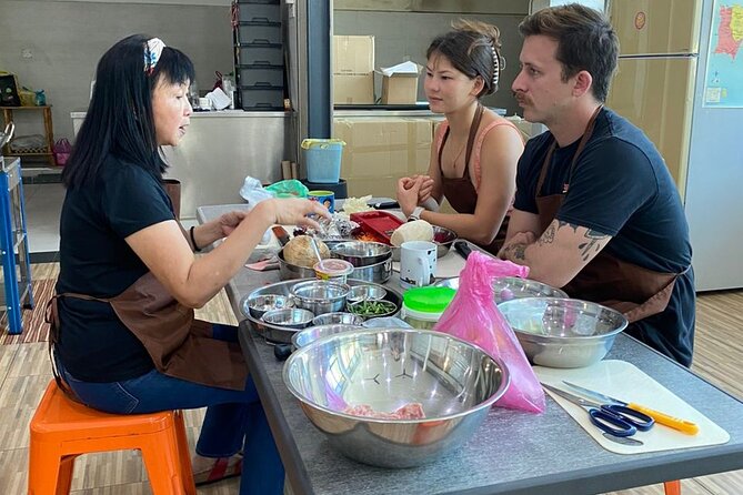 Penang Cooking Class:Dive into Malaysian Cuisine with PenangChiak - Key highlights worth your morning