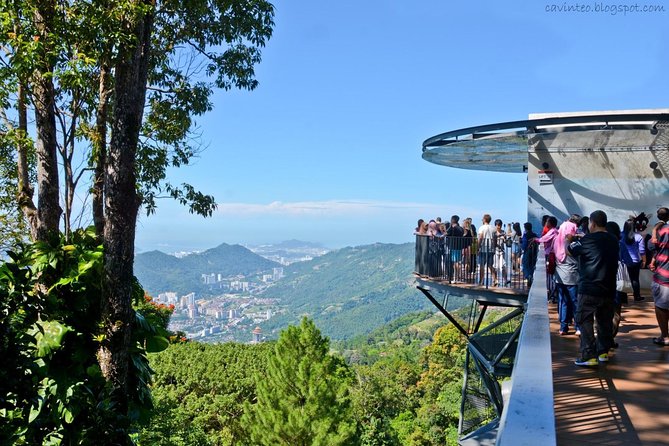 Penang Day Trip with City Tour and Penang Hill (Fast Lane) - Little India and Chew Jetty: street color plus water edge