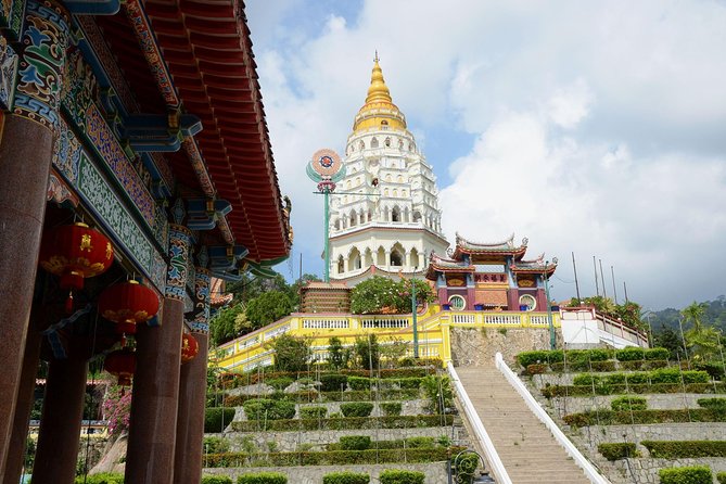 Penang Highlights Tour: City Sights, Kek Lok Si & Penang Hill - George Town UNESCO Streets: The Part You Walk Through, Not Just See
