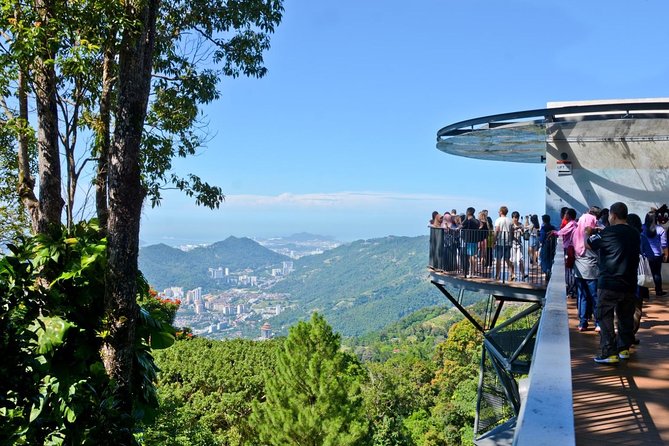 Penang Highlights Tour: City Sights, Kek Lok Si & Penang Hill - Penang Hill at 833 m: Fast-Lane Funicular and Serious Views