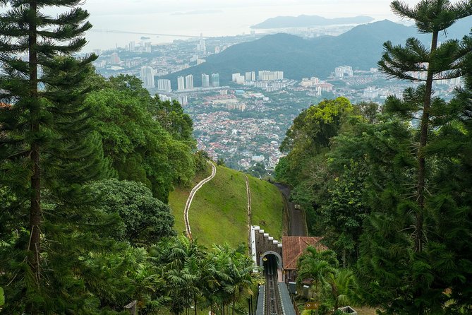 Penang Hill and the Kek Lok Si Temple - Penang Hill by funicular: colonial origins and modern views