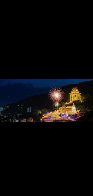 Penang: Penang Island Full-Day Private Tour - George Town UNESCO stops, street art, and the old-city feel