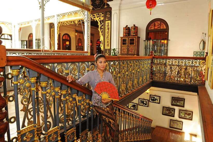 Penang: Top Seven Wonders Of Penang Private Exploration Tour - First Stop Near Radicosa: A Quick Read on the Neighborhood