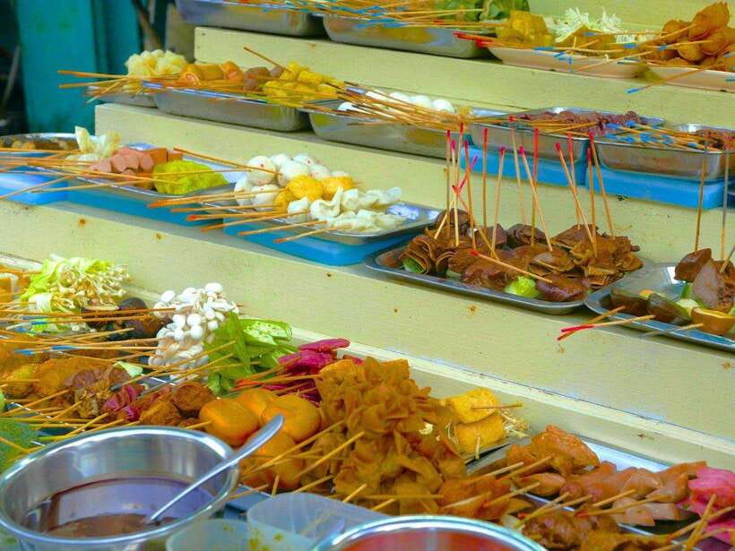 Penang: Trishaw Ride and Hawker Center Food Tour - Trishaw First, Food Second, That Order Makes Sense in Georgetown