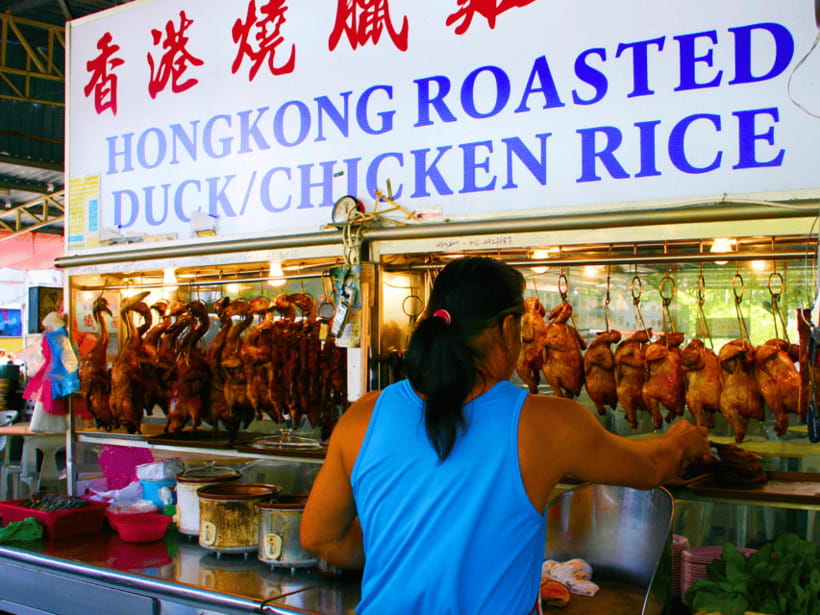 Penang: Trishaw Ride and Hawker Center Food Tour - Watching How the Guide Keeps the Pace Human