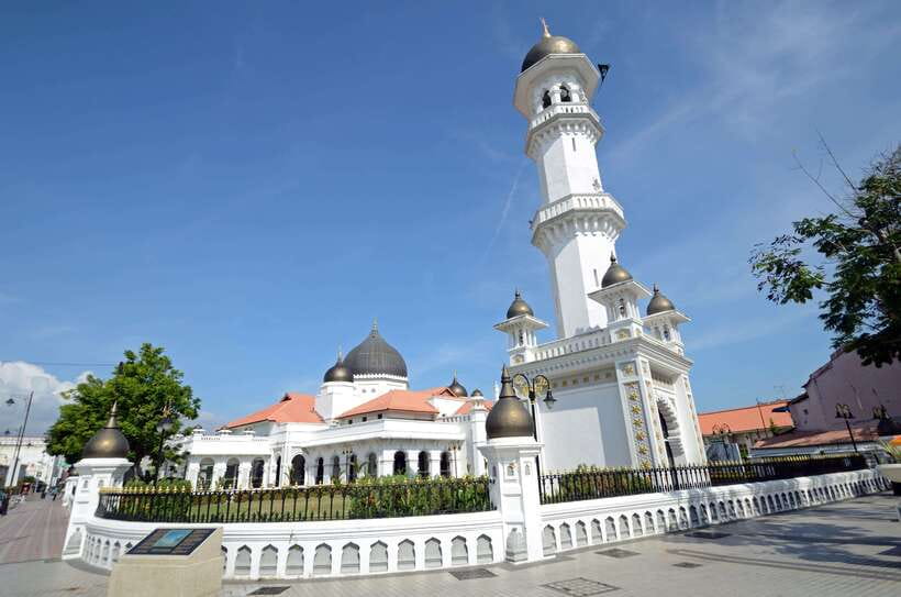Penang: Trishaw Ride and Hawker Center Food Tour - Georgetown Landmarks I’d Actually Want to See on Foot (But This Is Faster)
