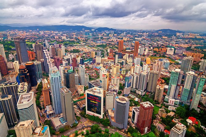 Petronas Twin Towers Skybridge and Kuala Lumpur City Tour - Key things to know