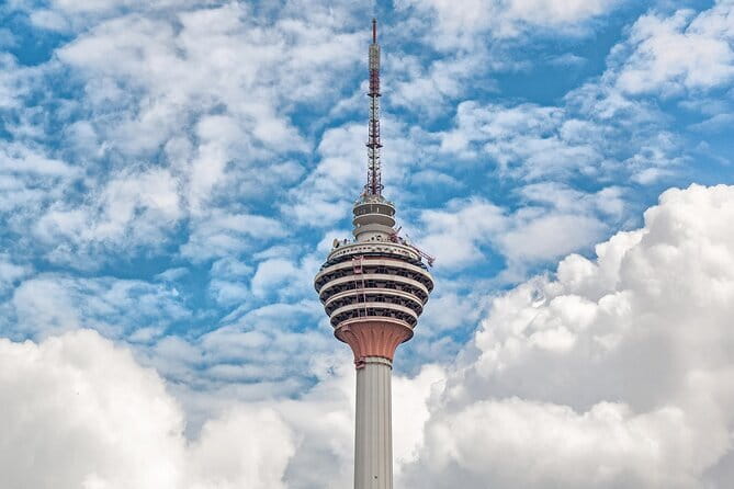 Petronas Twin Towers Special Entrance & Dining With Expert Guide - Who this tour fits best (and who might want a simpler plan)