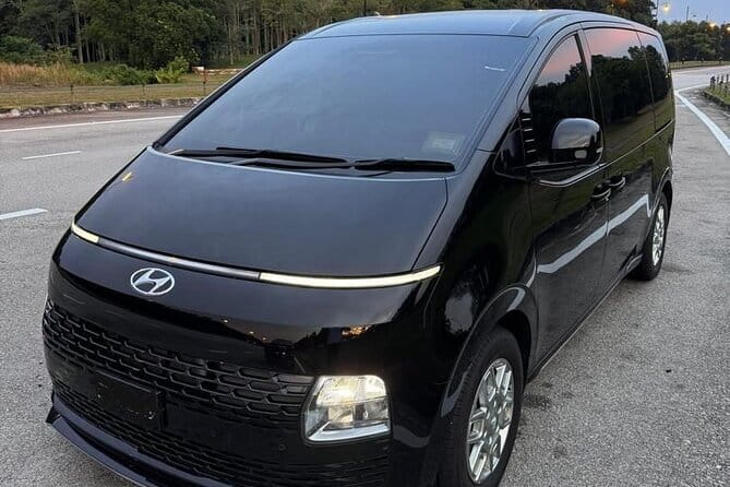 Premium Airport Transfer Kuala Lumpur - Driver communication that feels organized, especially via WhatsApp